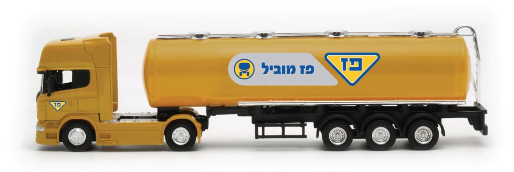 מיכלית פז בעברית